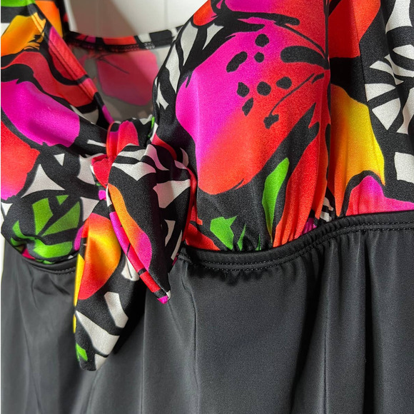 New Inches Away One-Piece Swimsuit w/Black Skirt Top in Pink Orange Size 16W - Picture 2 of 6